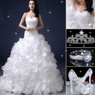 A beautiful Royal Ball Wedding Dress